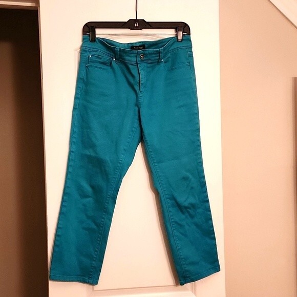 White House Black Market Denim - White House Black Market Women's Turquoise "Blanc" Slim Crop Jeans Size 6